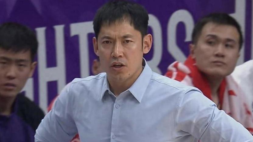 乐鱼体育登录入口-布朗26分广厦轻取北控，连续崩盘张庆鹏下课倒计时